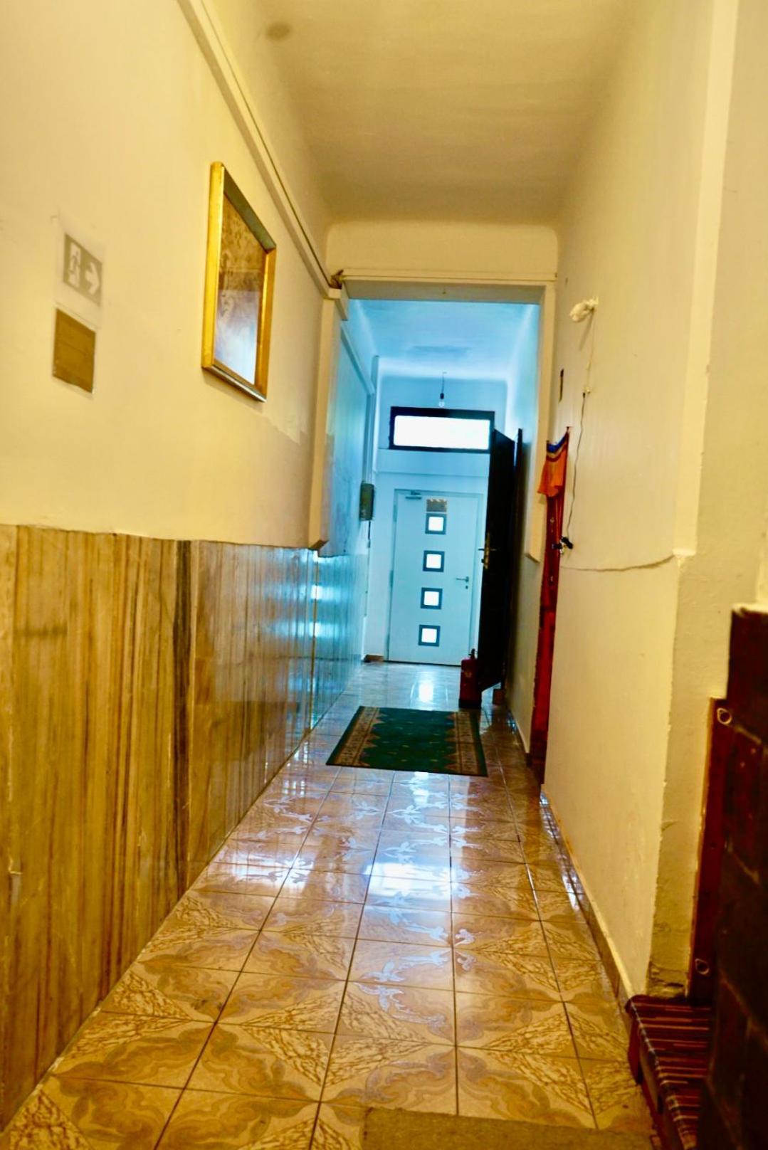 U6 Schoepfwerk Hostel 1 Wina Bagian luar foto